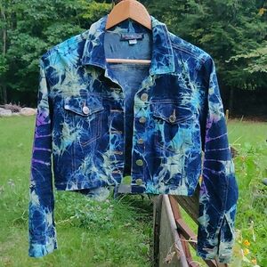 🌏 Pyramid, Cropped Jean + Tye-Dye Jacket, Medium